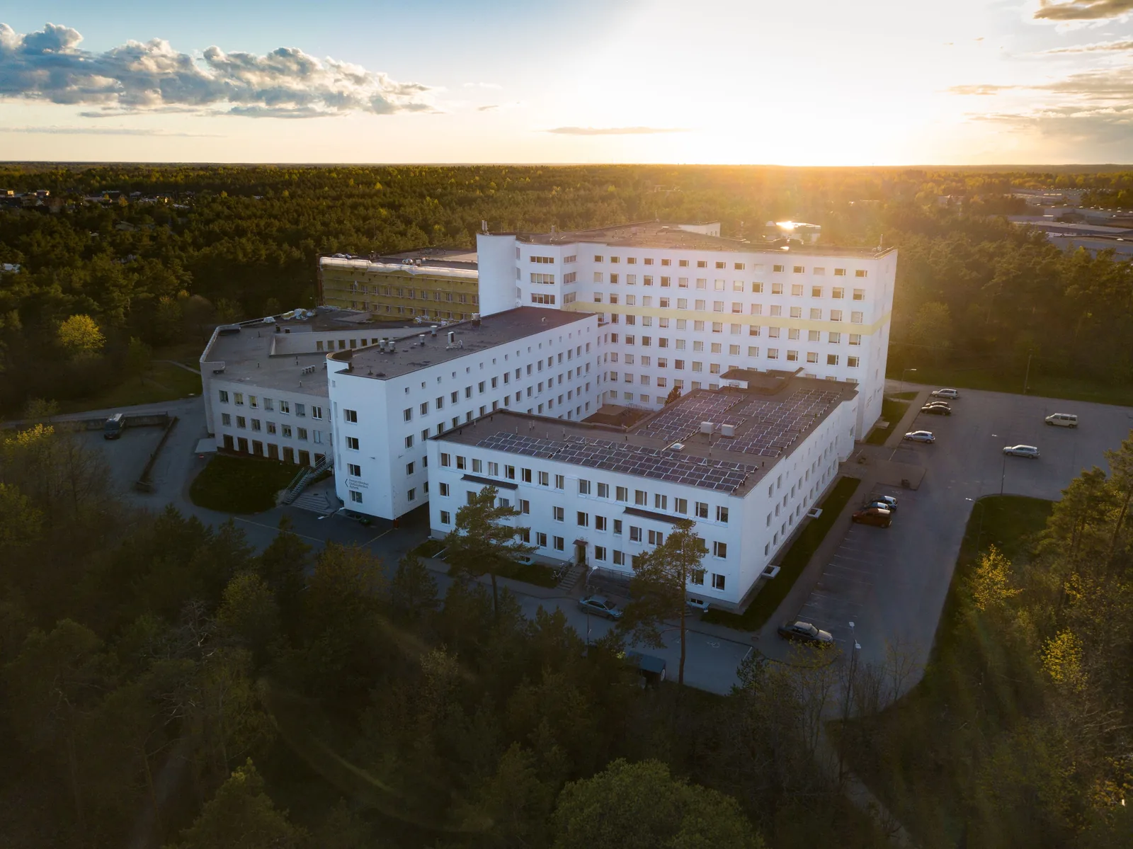 Edificio de un hospital moderno